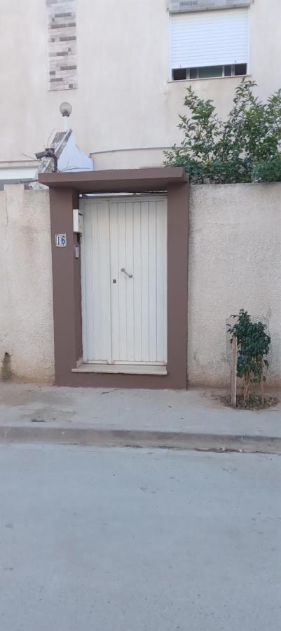 Studio, Cite La Gazelle ,Pas Jafar, Quartier Calme 10 Min De L'Aeroport Pres Du Technopark Exterior foto